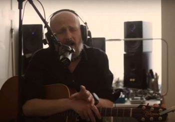 "LIPANJ, SRPANJ, KOLOVOZ": Novi dupli album Damira Urbana pred publikom