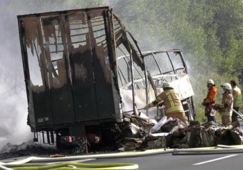 Crni bilans: U sudaru autobusa i kamiona u Njemačkoj 18 mrtvih