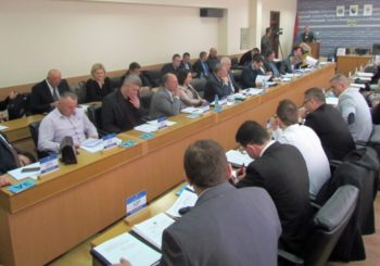 TESLIĆ: SNSD će tražiti opoziv načelnika Miličevića ako bude blokirao nova kadrovska rješenja