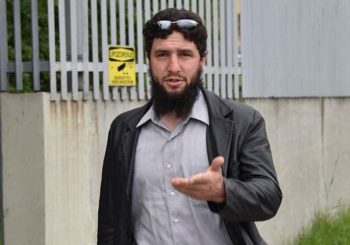 Terorista Adem Karamuja krije se  u jednom od paradžemata u BiH
