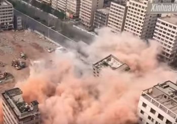 Kinezi srušili 36 nebodera za 20 sekundi (VIDEO)