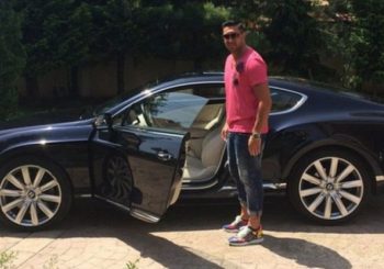 Kako je luksuzni automobil poznatog fudbalera naletio na kola predsjednika Srbije