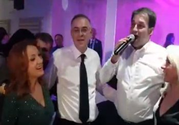 (VIDEO) Govedarica pjesmom uveličao slavlje na svadbi u Tesliću