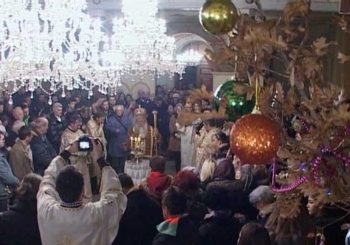 Pravoslavni vjernici proslavljaju Božić