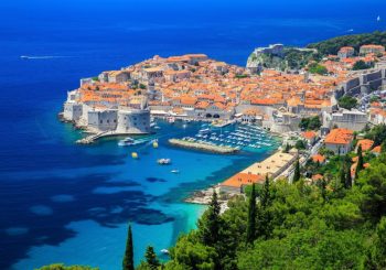 CNN sugeriše turistima da izbjegavaju 12 destinacija: Dubrovnik, Barselona i Venecija na listi