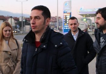 Na poziv "Restarta Srpske" dio Banjalučana kolektivno točio gorivo prije poskupljenja