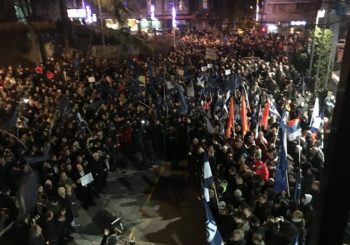 Na protestu opozicije zatražene ostavke vrha RTS-a: Bolje da odu milom, nego silom