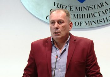 MEKTIĆ Direktor Elektro-Bijeljine priča o migracijama, umjesto da se bavi banderama