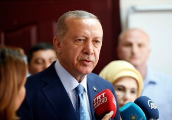 TURSKA Erdoan i AKP vode na izborima za predsjednika i parlament