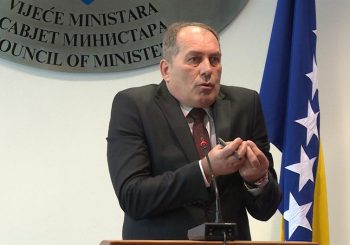 (NE)MOĆ: SNSD i DNS inicirali smjenu Dragana Mektića, ministar im poručio da su demagozi