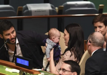 ODRŽALA GOVOR Novozelandska premijerka donijela bebu u Generalnu skupštinu UN