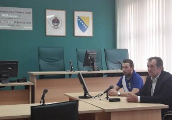 PRESUDA Sejfudin Tokić nije kriv što je mahao ratnom zastavom Armije BiH u centru Banjaluke