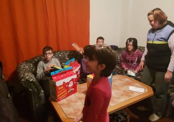 Članice kluba Inner Wheel Banjaluka uručile poklone porodici Vujasin