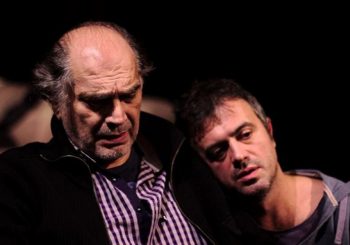 BANJALUČKO POZORIŠTE "JAZAVAC" Sergej Trifunović i Voja Brajović na kraju predstave podržali "Pravdu za Davida"