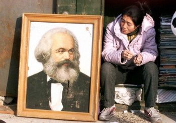 ŽELE DA GA PRIBLIŽE TINEJDŽERIMA Kinezi snimili animirani film o Karlu Marksu kao romantičnom heroju VIDEO
