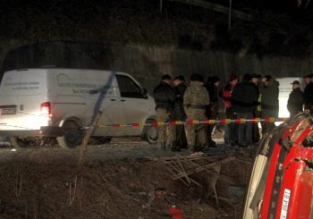 DVODNEVNA ŽALOST: U prevrtanju autobusa u Makedoniji 14 poginulih