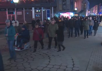 PROTESTNA ŠETNJA: "Slobodni građani Banjaluke" u centru, policija nije dozvolila zadržavanje na Trgu Krajine