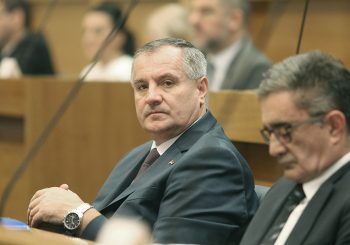 VIŠKOVIĆ U NSRS: Povodom zakona o igrama na sreću jurili me lobisti po Beogradu, ali me nisu izjurili