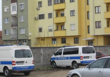 KRVAVA NOĆ U BIJELJINI: Maloljetnik zbog ljubomore nožem nanio teške tjelesne povrede 17-godišnjoj djevojci