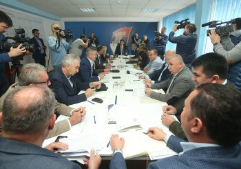 PREDSJEDNIŠTVO SDS-a: Podržali Mektića, ali ne i put u NATO, Dodiku i Bakiru pripisali "zabrinjavajući radikalizam"