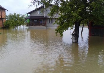 FOND SOLIDARNOSTI RS: Odobreno blizu dva miliona KM za saniranje štete od poplava, najviše Tesliću i Šipovu