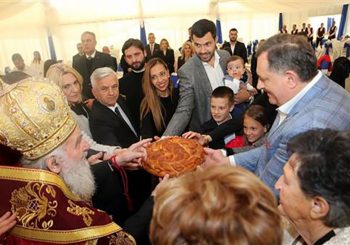 OKUPLJANJE: Patrijarh Irinej, ruski ambasador i vrh RS na krsnoj slavi Milorada Dodika