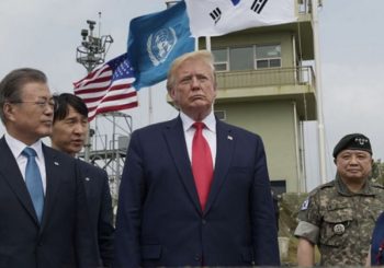 ISTORIJSKI SUSRET: Tramp stigao u demilitarizovanu zonu na sastanak sa Kimom