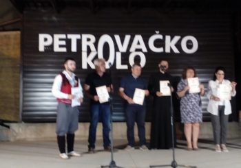 U Bosanskom Petrovcu održana folklorna manifestacija “Petrovačko kolo”