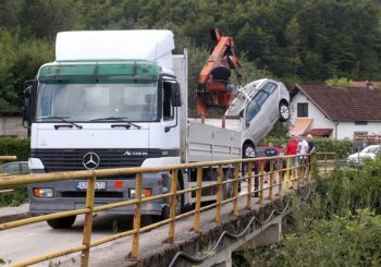 ROĐACI POGINULI NADOMAK KUĆE: Kazaljka ostala “zakucana” na 205 km/h