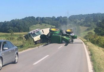 Tri osobe povrijeđene u sudaru traktora i kamiona