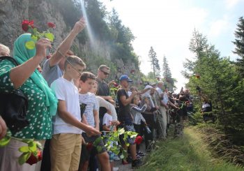 KORIĆANSKE STIJENE: Obilježena 27. godišnjica zločina nad Bošnjacima i Hrvatima