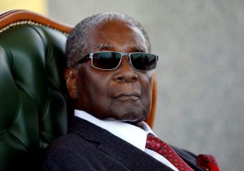 U 95. GODINI: Preminuo Robert Mugabe, višedecenijski raniji predsjednik Zimbabvea