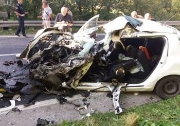 TRAGEDIJA: Beba, majka i baka stradale u sudaru automobila sa kamionom kod Sarajeva