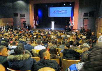 BIJELJINA: DEMOS podijelio 400 članskih karata novim članovima stranke
