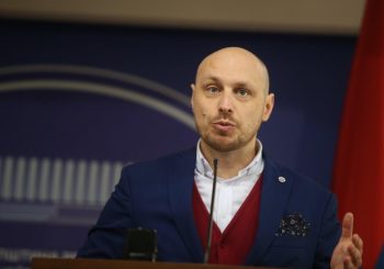 INICIJATIVA: Potpredsjednik NSRS Milan Petković predlaže ukidanje "bijelog hljeba"