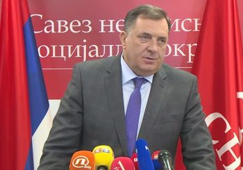 IZVRŠNI KOMITET SNSD-a: Dodik poručio da je odlukom Ustavnog suda BiH pređena crvena linija