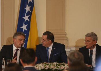 NEMA KRIZE:  Dodik, Komšić i Džaferović povećali plate radnicima Predsjedništva BiH za 20 odsto