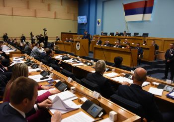 OPOZICIJA NIJE BILA NA GLASANJU: NSRS podržala izjave Dodika o posjeti Đukanovića, usvojena dva zaključka