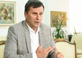 Novalić smijenio savjetnika povezivanog s aferom "Respiratori"