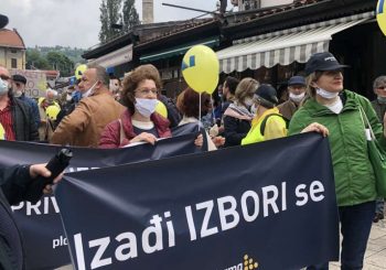 PROTESTI U SARAJEVU: Više hiljada građana izrazilo nezadovoljstvo radom aktuelne vlasti