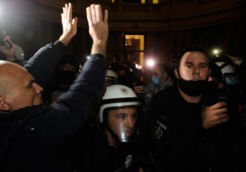 Bilans protesta u Beogradu, povrijeđeno 20 ljudi