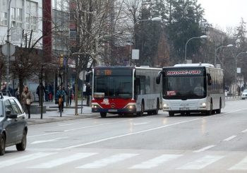Haos u gradskom autobusu u Banjaluci: Maloljetnik napao vozača i poprskao ga biber sprejom